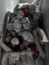 大駱駝艦 舞踏公演 村松卓矢「バカ」（撮影：熊谷直子）