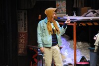 池田成志演じる夏目。