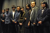 映画「At the terrace テラスにて」初日舞台あいさつより。左から山内ケンジ、岡部たかし、橋本淳、古屋隆太、平岩紙、石橋けい、岩谷健司、師岡広明。