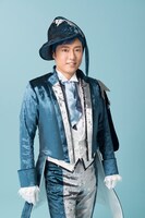 原田優一演じるドーフィン。