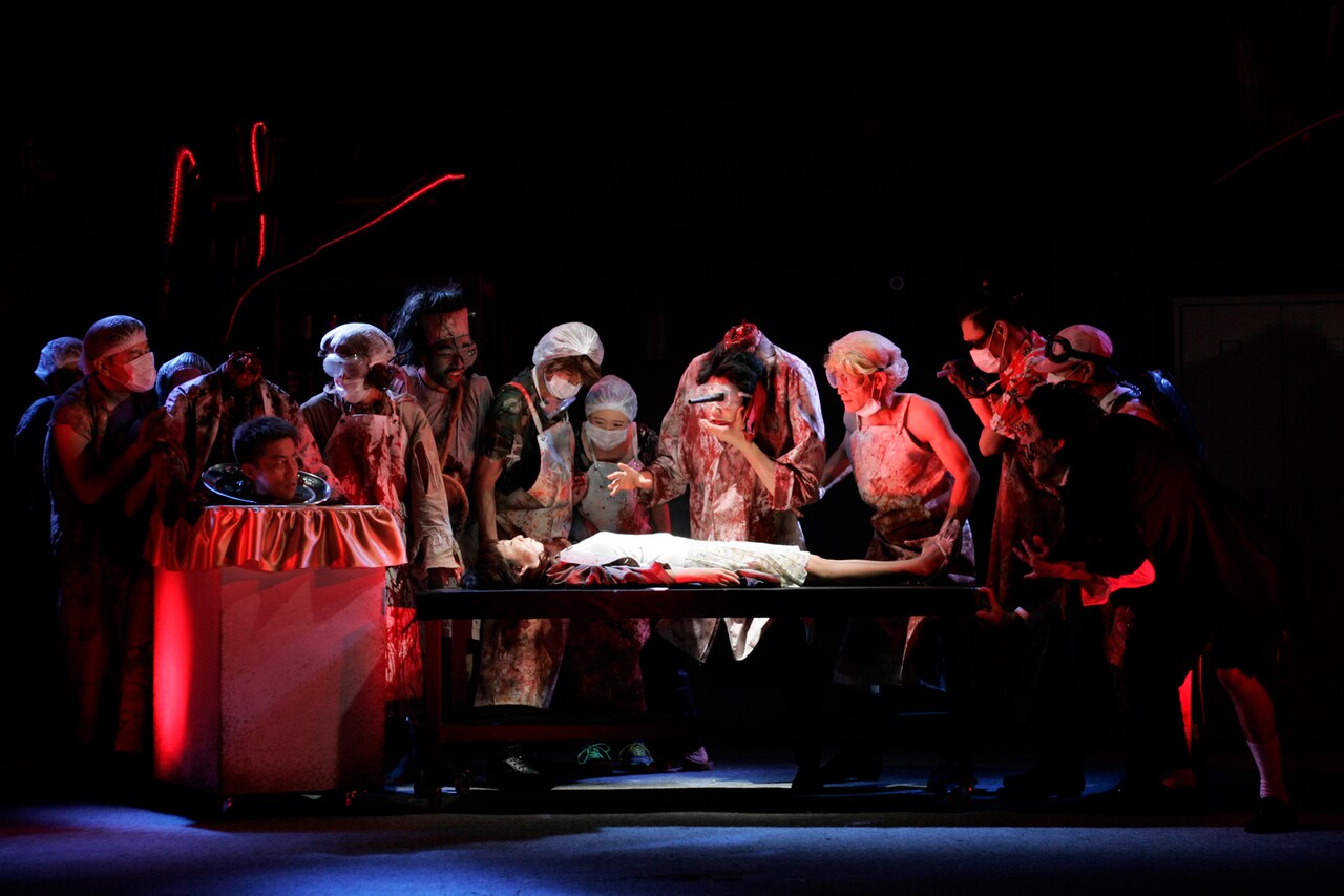 南河内万歳一座「滅裂博士」が再演、客演に飛ぶ劇場の寺田剛史ら