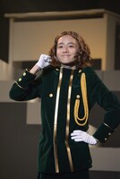 「ミュージカル『青春-AOHARU-鉄道』2 ～信越地方よりアイをこめて～」ゲネプロより、板垣李光人演じる長野新幹線。