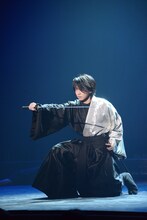 「あずみ 戦国編」ゲネプロより、小園凌央演じる豊臣秀頼。