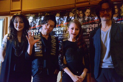 ミュージカル「マーダー・バラッド」出演者。左から濱田めぐみ、中川晃教、平野綾、橋本さとし。