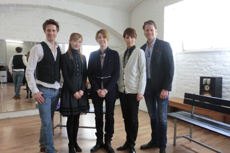 BSスカパー！「TAKARAZUKA SKY STAGE presents ミュージカル『エリザベート』誕生の地を訪ねて～朝夏まなとウィーンの旅～」より。(c)宝塚歌劇団 (c)宝塚クリエイティブアーツ