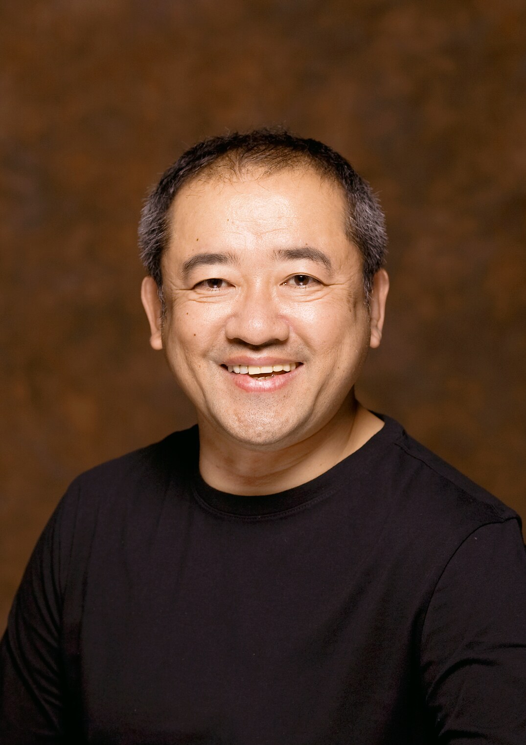 「海辺の鉄道の話」松村武が急病で降板、代役は春海四方