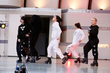 「Shibuya StreetDance Week 2016」より、東京ゲゲゲイのパフォーマンス。