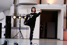 「Shibuya StreetDance Week 2016」より、東京ゲゲゲイのパフォーマンス。
