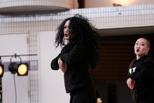 「Shibuya StreetDance Week 2016」より、東京ゲゲゲイのパフォーマンス。