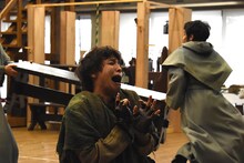 「ノートルダムの鐘」稽古より。カジモド役候補の海宝直人。