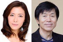 「白蟻の巣」に出演する、左から安蘭けい、平田満。