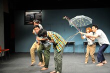 ハイバイ特殊公演「七つのおいのり」より。(c)曳野若菜