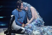 It's SHOWTA-im! vol.2「スマイルマーメイド ～The Smile Mermaid～」より、左から荒木宏文演じるケント、蒼井翔太演じるマリナ。