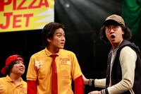 劇団プレステージ×ヨーロッパ企画「突風！道玄坂歌合戦」ゲネプロの様子。