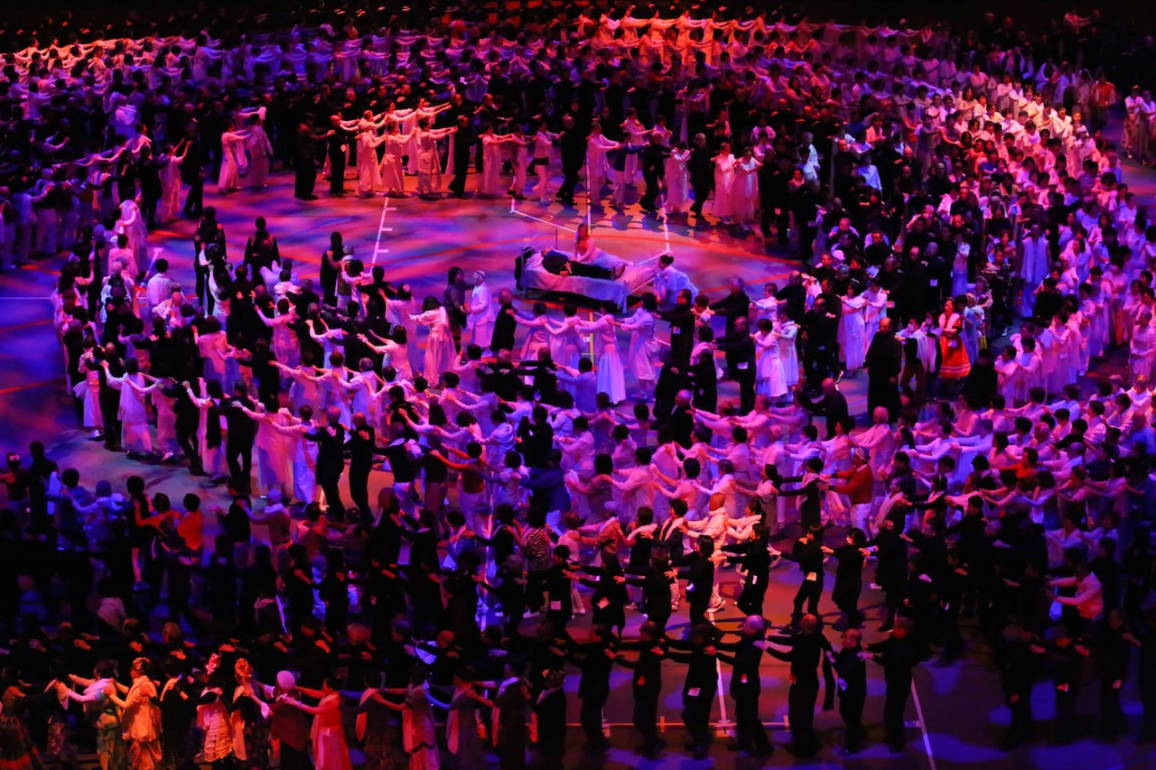 「1万人のゴールド・シアター」大団円、「蜷川さんありがとう」