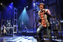 演劇集団キャラメルボックス「ゴールデンスランバー」より。