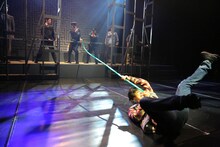 演劇集団キャラメルボックス「ゴールデンスランバー」より。