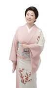 由紀さおり演じる女将・勢津。