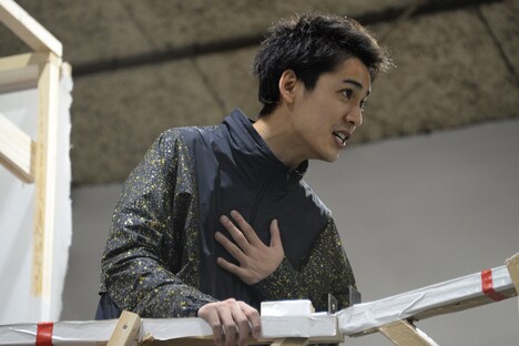 ミュージカル「ロミオ＆ジュリエット」稽古場より、ロミオ役の大野拓朗。