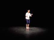 「ダンスがみたい！新人シリーズ14」新人賞受賞作の白井愛咲「コンテナ」。