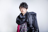 坂口和也演じるホーリィ。