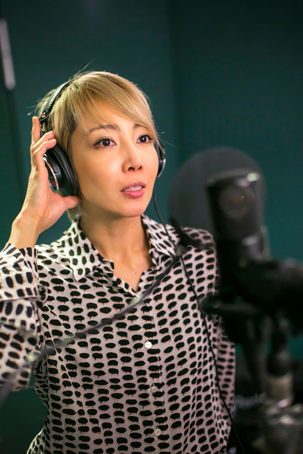 柚希礼音、CD＆DVDアルバム「REONISM」発売に「春のコンサートで盛り上がって」