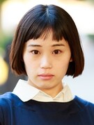 アトリエの会「冒した者」に出演する金松彩夏。