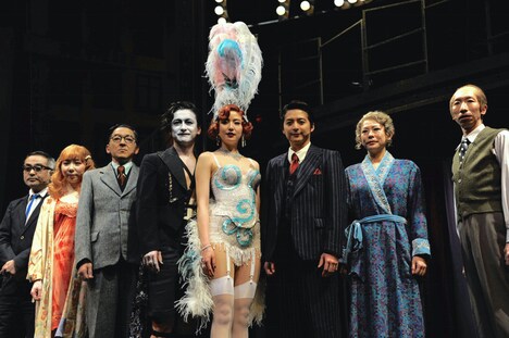 「キャバレー」会見の様子。