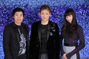 日本テレビ系「another sky-アナザースカイ-」より、左から今田耕司、山本耕史、中条あやみ。(c)日本テレビ