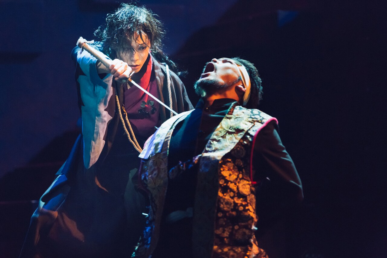 幕末に生きた人斬りの宿命描く、根本正勝×玉城裕規「紅き谷のサクラ」開幕