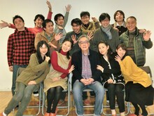 劇団昴のメンバー。前列中央に北村総一朗。
