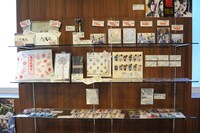 「刀剣乱舞 2.5Dカフェ」より、物販コーナーの様子。