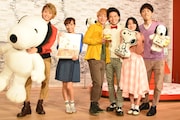 ブロードウェイミュージカル「きみはいい人、チャーリー・ブラウン」取材会より。左からライナス役の古田一紀、ルーシー役の高垣彩陽、チャーリー・ブラウン役の村井良大、スヌーピー役の中川晃教、サリー役の田野優花、シュローダー役の東山光明。