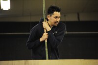 ミュージカル「ビッグ・フィッシュ」公開稽古より、深水元基演じるカール。