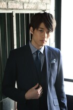 石田隼演じる過去の箕浦金之助。