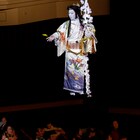 猿之助“宙乗り豆まき”で観客に福呼び込む、博多座「二月花形歌舞伎」開幕