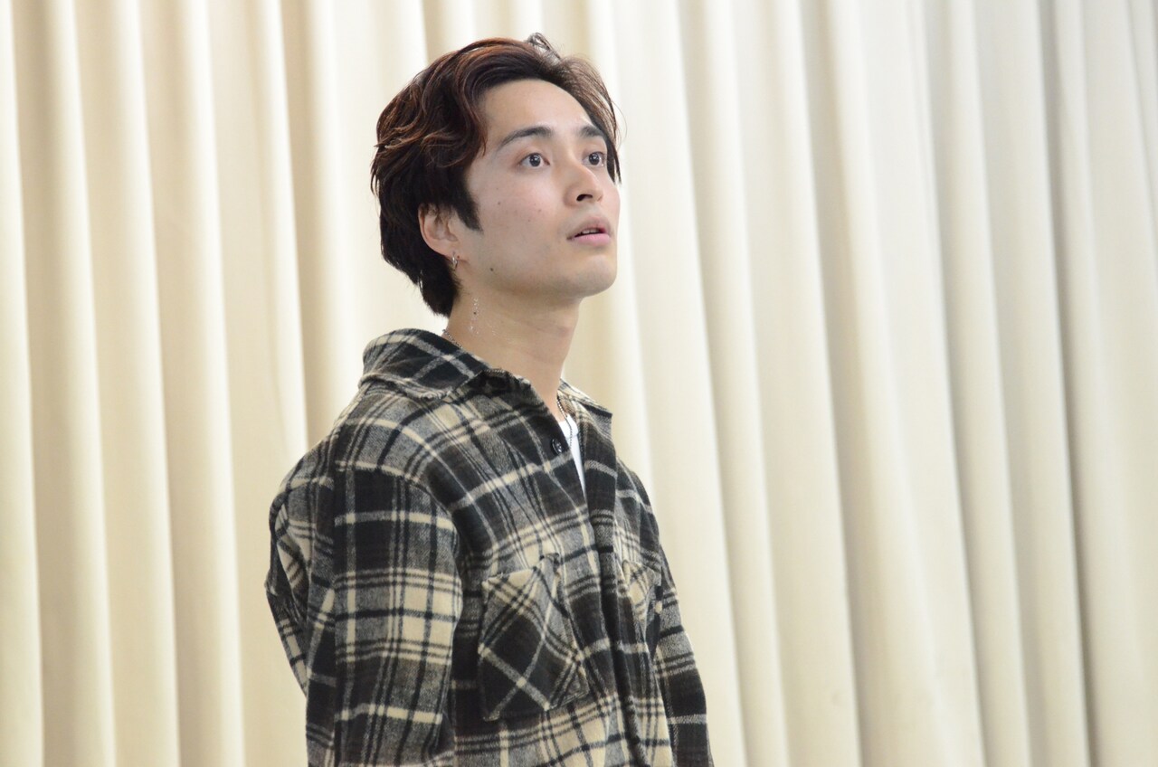 ミュージカル「アルジャーノンに花束を」稽古より、矢田悠祐演じるチャーリィ・ゴードン。