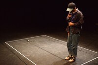 「Fools speak while wise men listen」初演より。