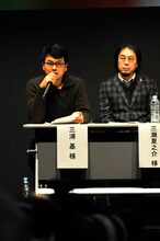 左から三浦基、三瀬夏之介。