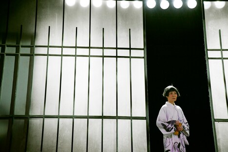 「お勢登場」より。（撮影：細野晋司）