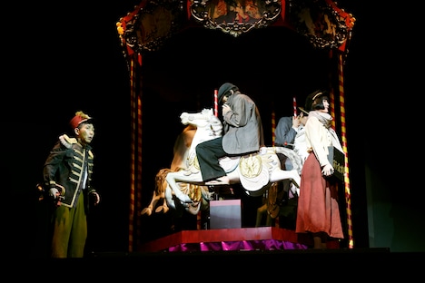 「お勢登場」より。（撮影：細野晋司）