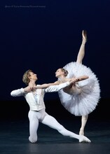 左からセミョーン・チュージン、オルガ・スミルノワ。（Photo by Alisa Aslanova）