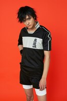 上田堪大演じる堀川謙弥。