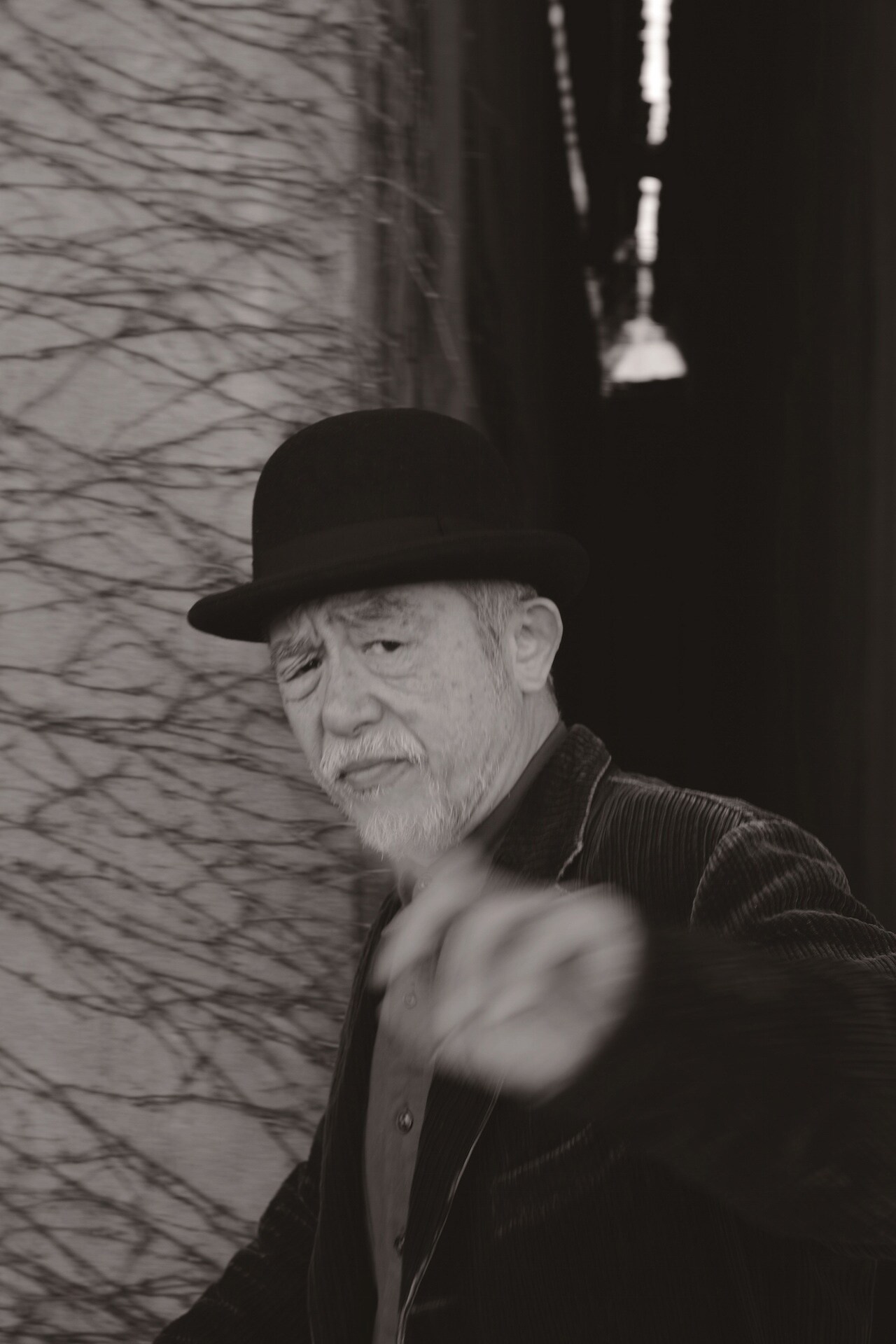 松本の閉園した保育園で奏でられる「或いは、テネシーワルツ」主演に串田和美