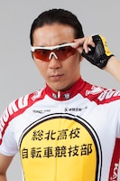 郷本直也演じる金城真護。