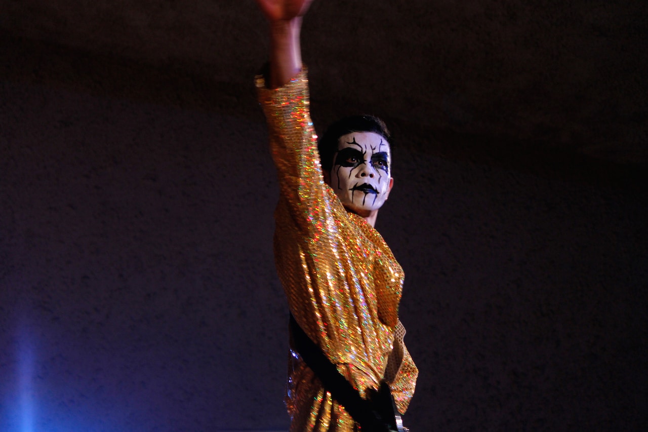 悪魔のしるし「蟹と歩く」危口統之が出身地・倉敷で「アディオス！」