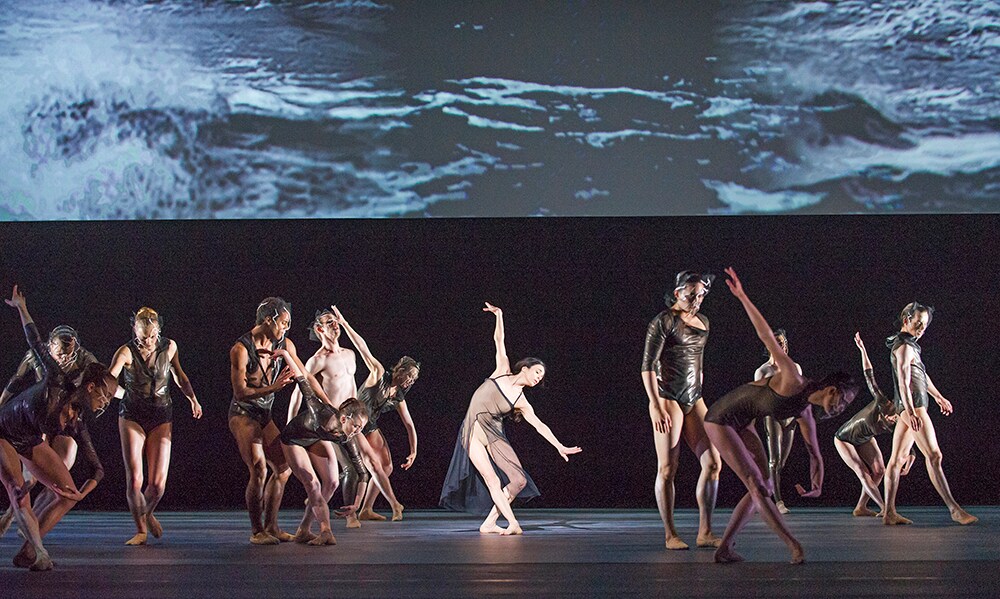 ウェイン・マグレガー×マックス・リヒター「ウルフ・ワークス」を劇場で