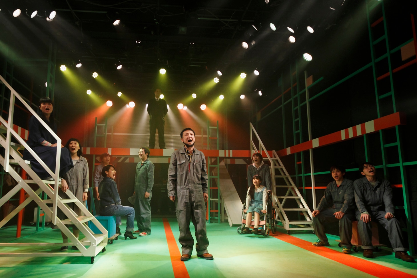 2016年に上演された風琴工房「４センチメートル」より。（撮影：横田敦志）