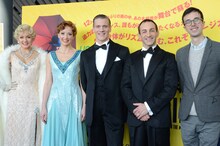 ミュージカル「SINGIN' IN THE RAIN 雨に唄えば」取材より。左からオリヴィア・ファインズ、エイミー・エレン・リチャードソン、アダム・クーパー、ステファン・アネリ、ルーク・シェパード。