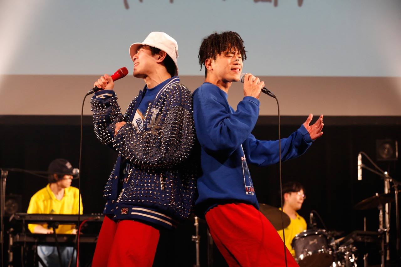 左からワトソン、山ちゃん。（Photo by 中島たくみ、のうだちなみ）